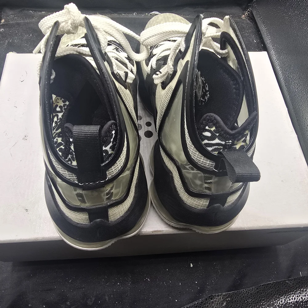 Nike Kids Sneakers‎ - Black and Cream